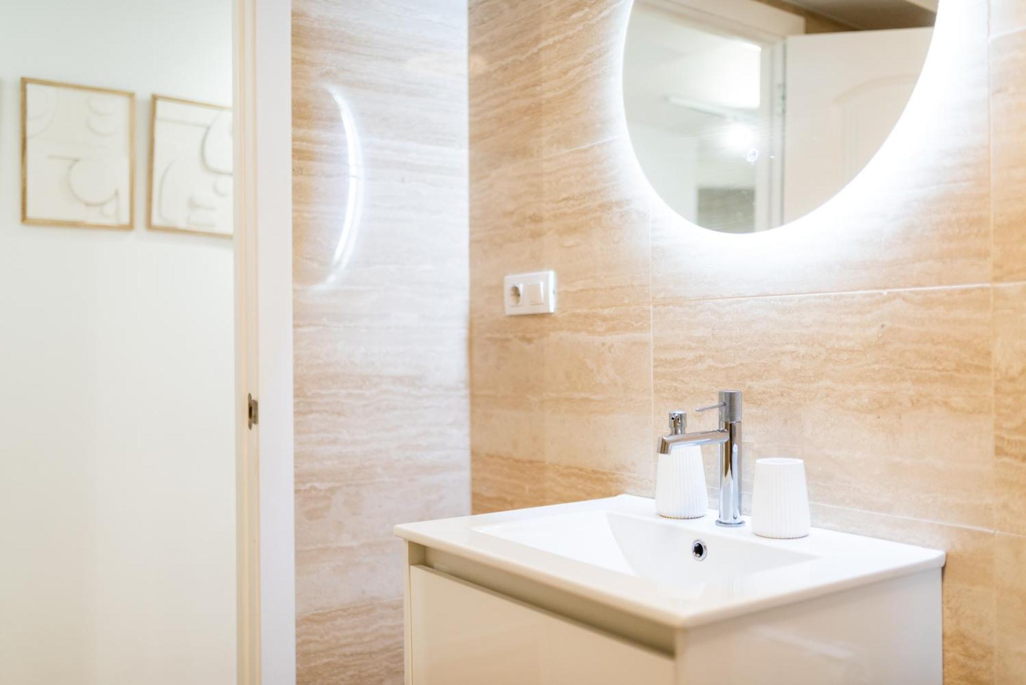 Moderno Apartamento En Granada Centro Eksteriør bilde