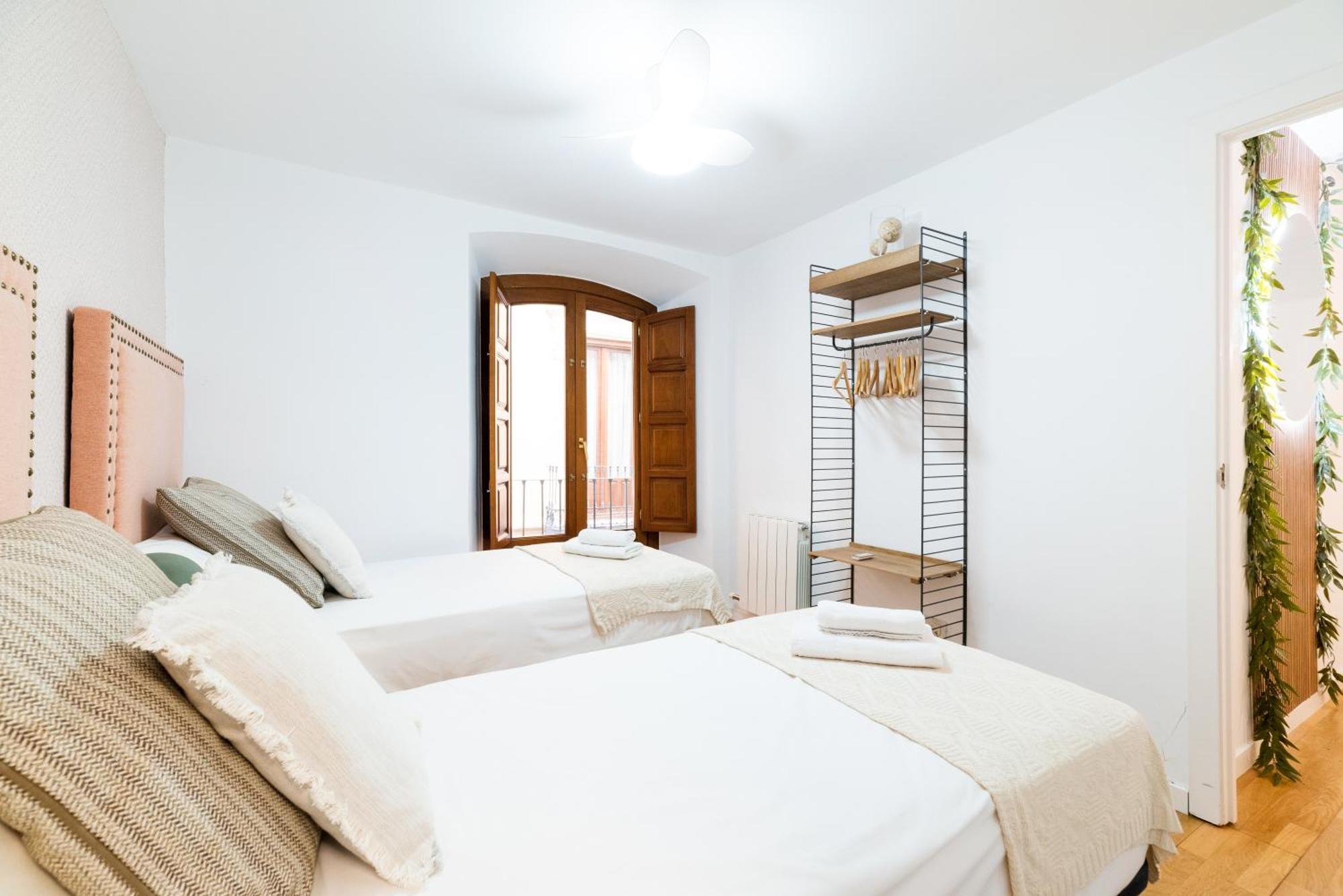 Moderno Apartamento En Granada Centro Eksteriør bilde