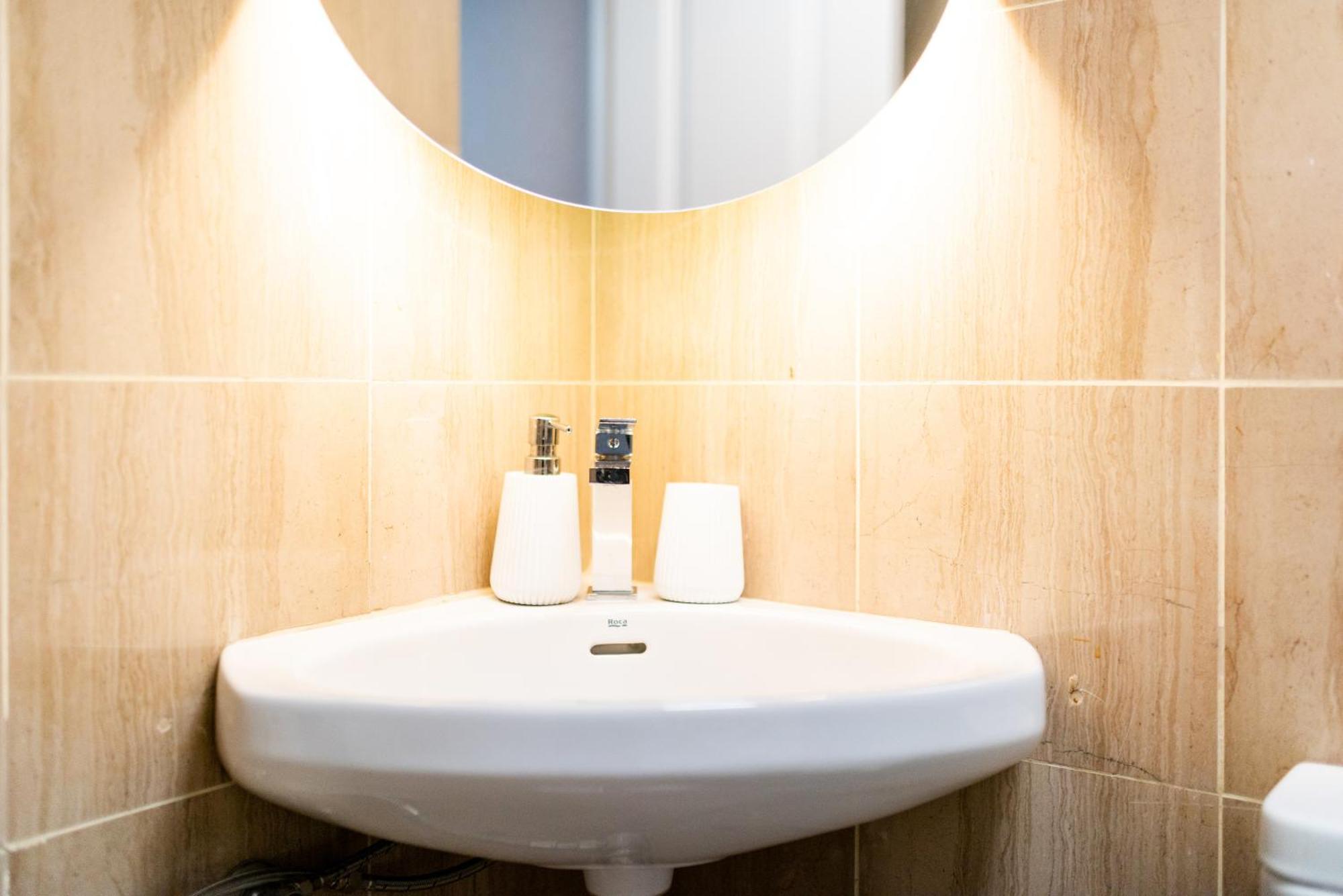 Moderno Apartamento En Granada Centro Eksteriør bilde