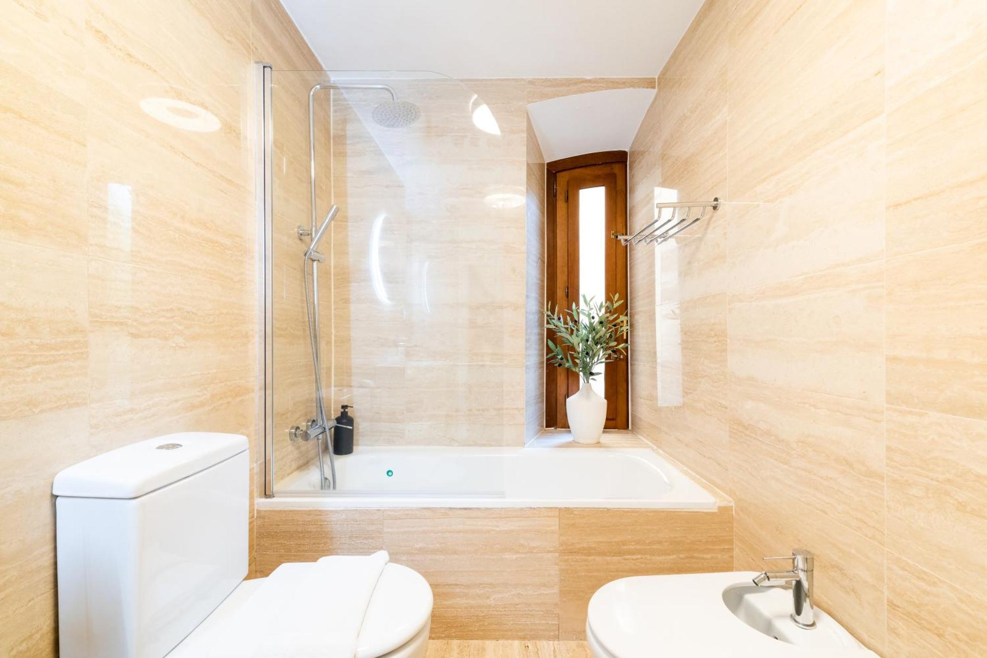 Moderno Apartamento En Granada Centro Eksteriør bilde
