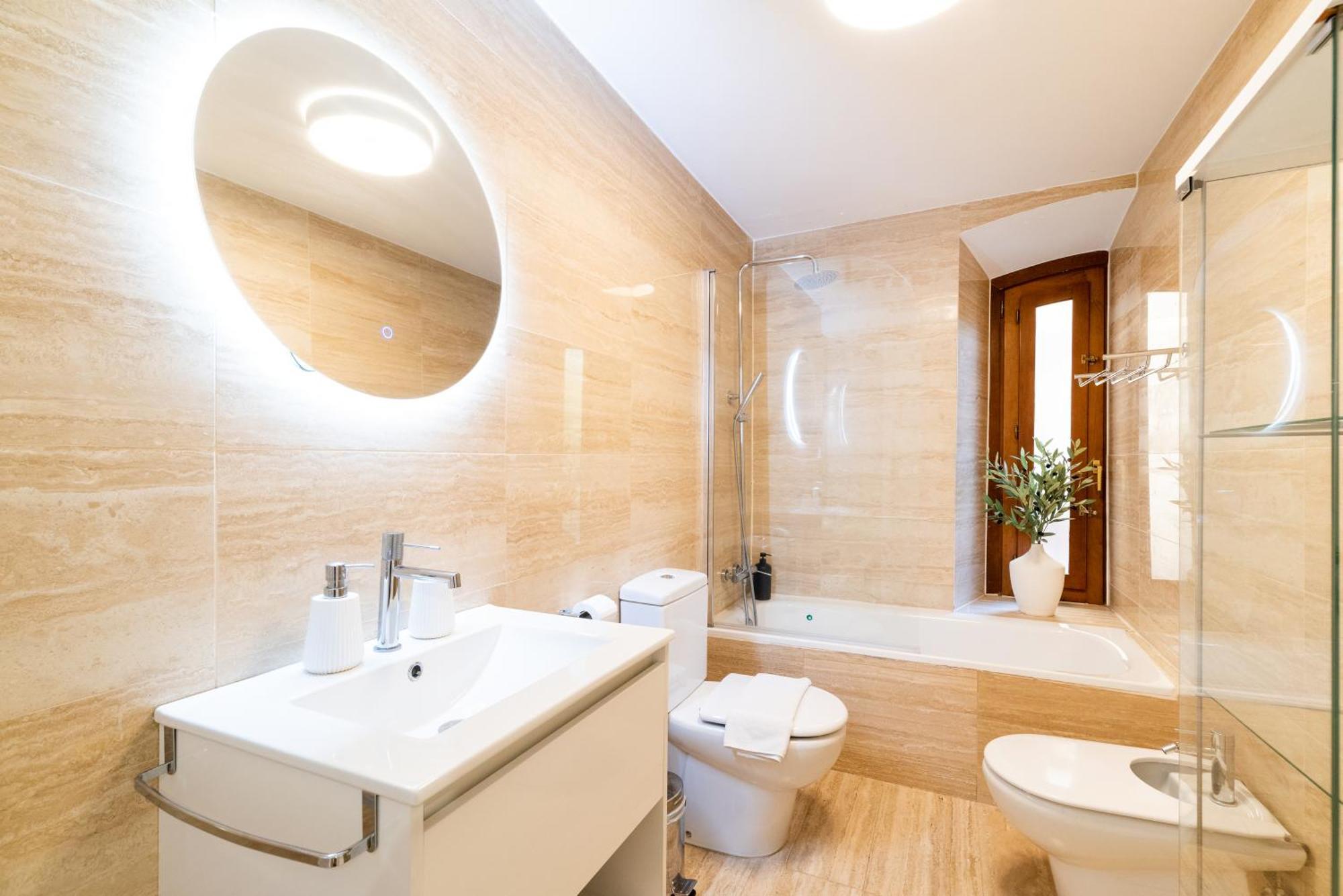 Moderno Apartamento En Granada Centro Eksteriør bilde